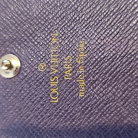 Louis Vuitton Epi Long wallet with crossbody chain - Picture 4 of 11